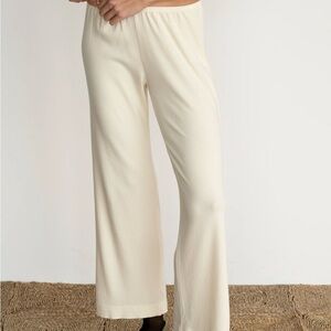 DONNI. The Baby Rib Scalloped Pants- Crème